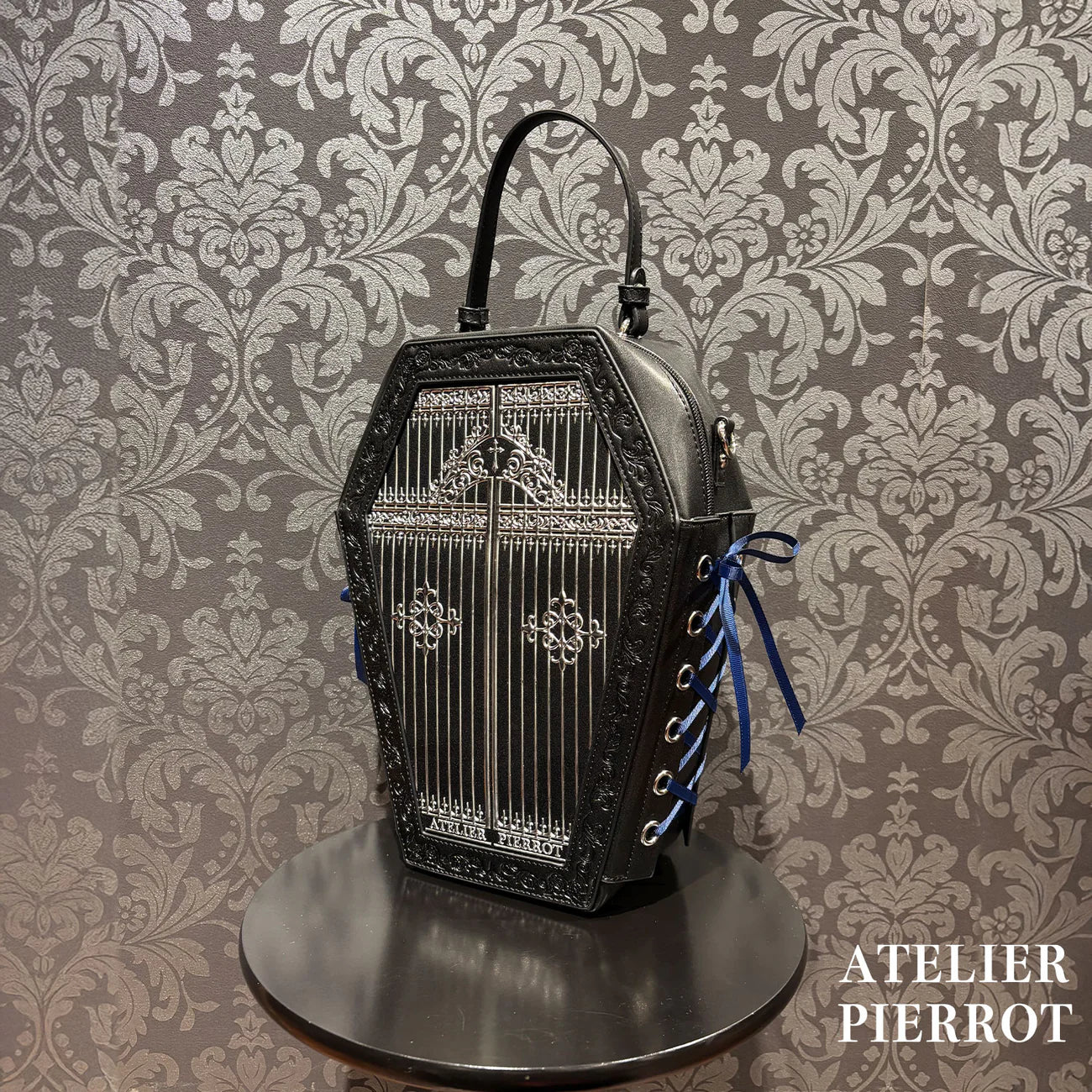 J-Store-Online_AtePie_iron_gate_coffin_bag