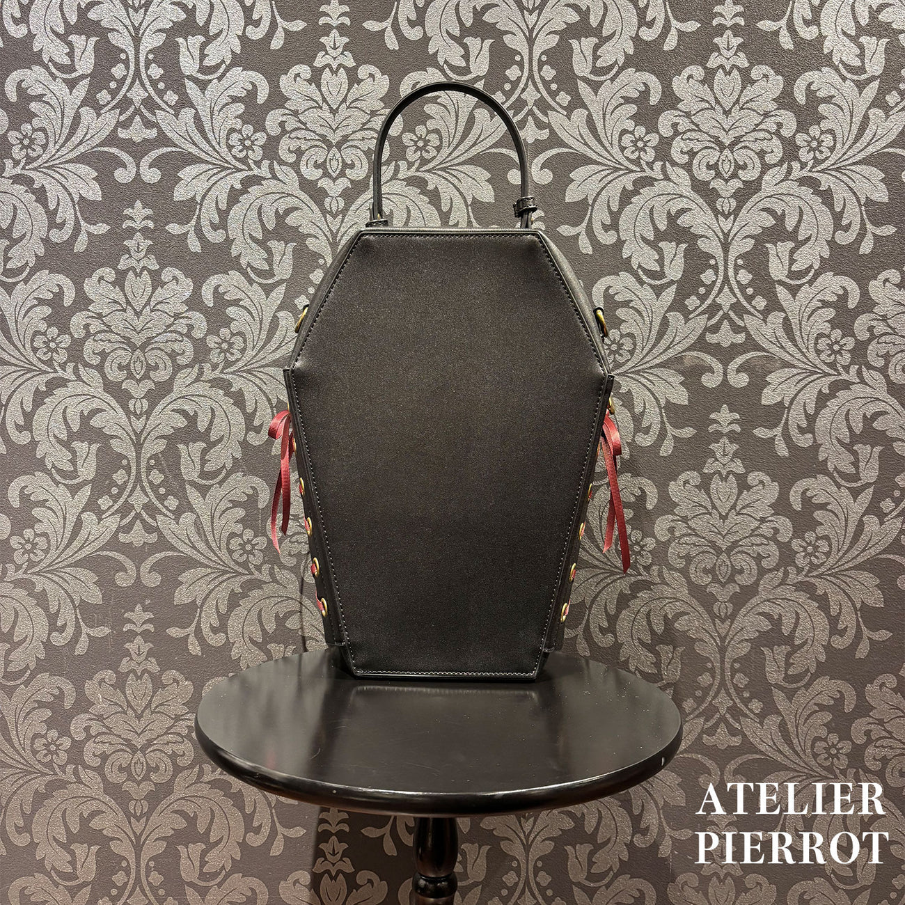 J-Store-Online_AtePie_iron_gate_coffin_bag