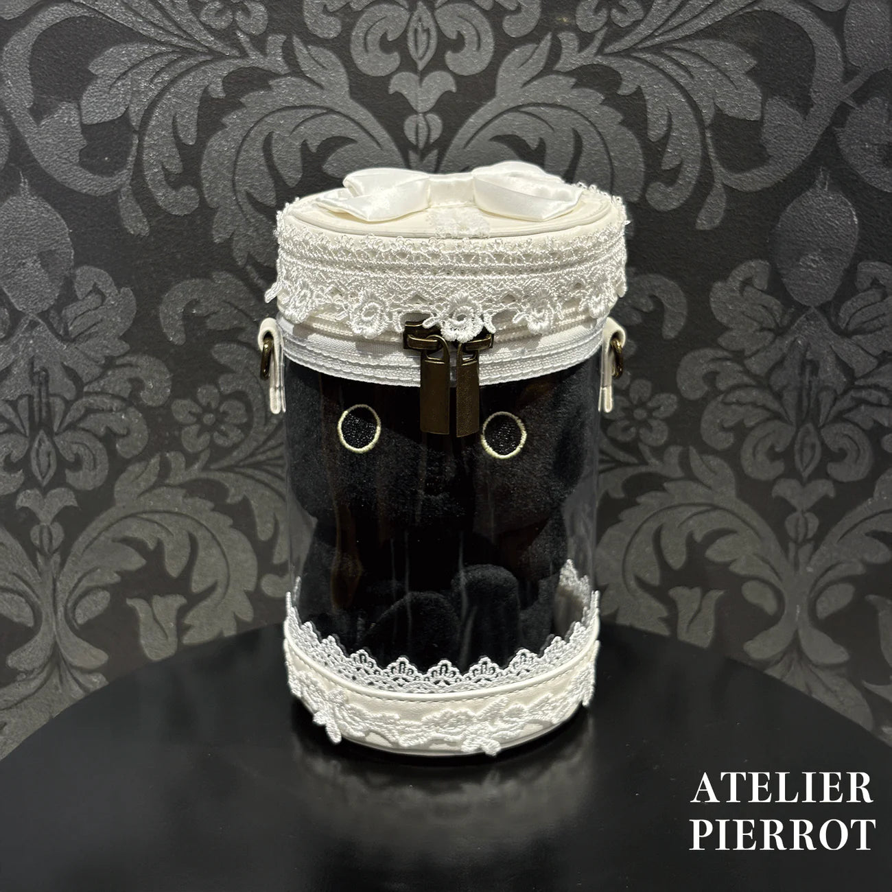 J-store-online_AtePie_throne_doll_pouch_7
