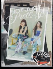 izna - NOT JUST PRETTY (2ND MINI ALBUM) - POSTERBOOK VER.