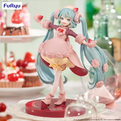 j-store-online-miku-hatsune-sweets-sweets-figure-strawberry-chocolate-shortcake-re-issue