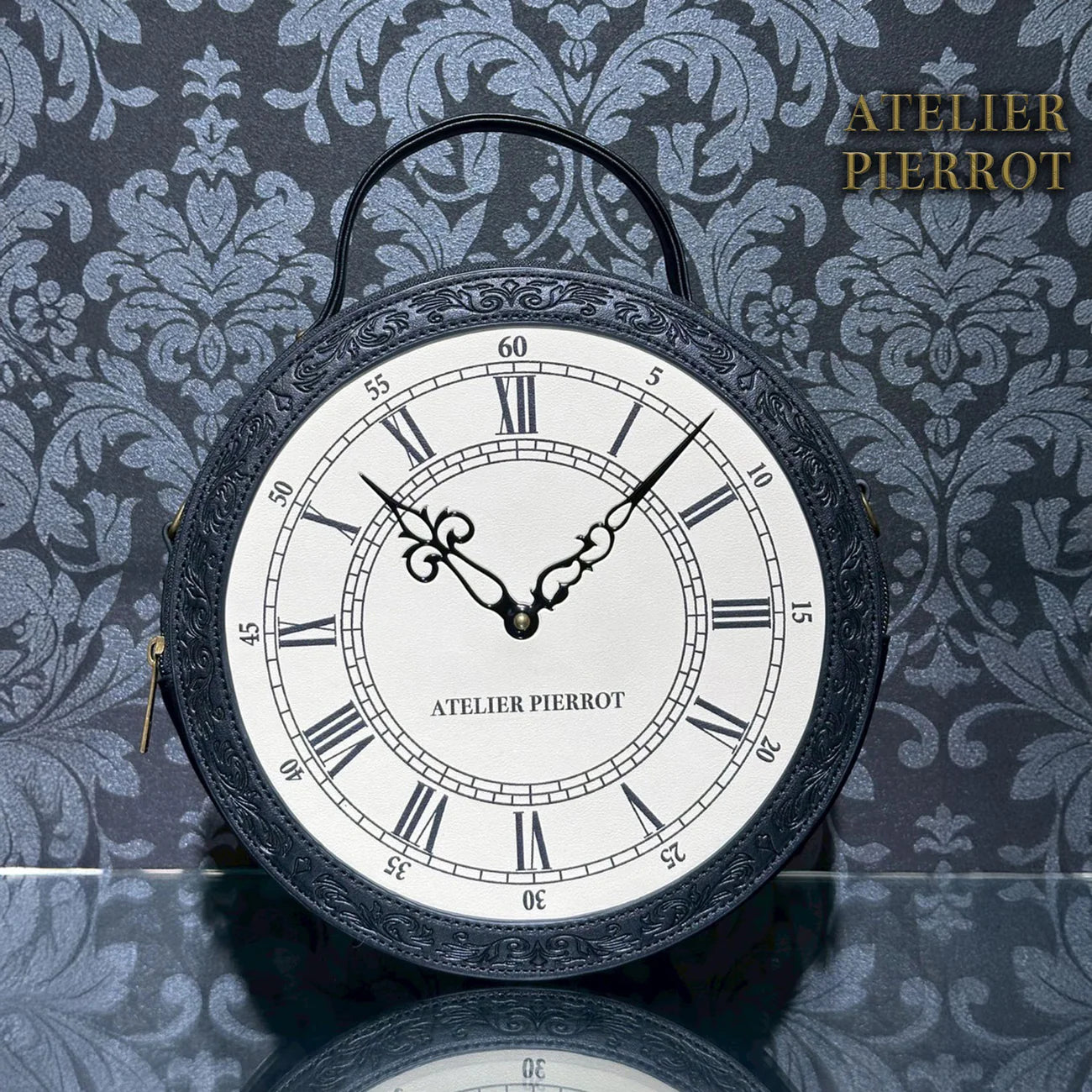 j-store-online_AtePi_Aeon_clock_bag