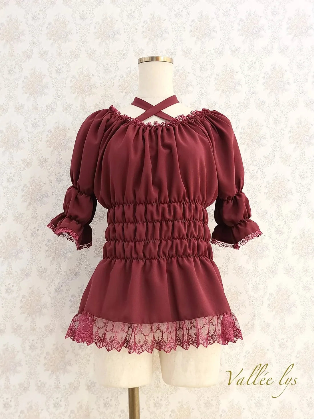 j-store-online_AtePie_Valee_lys-Short_Sleeve_Shirred_Blouse