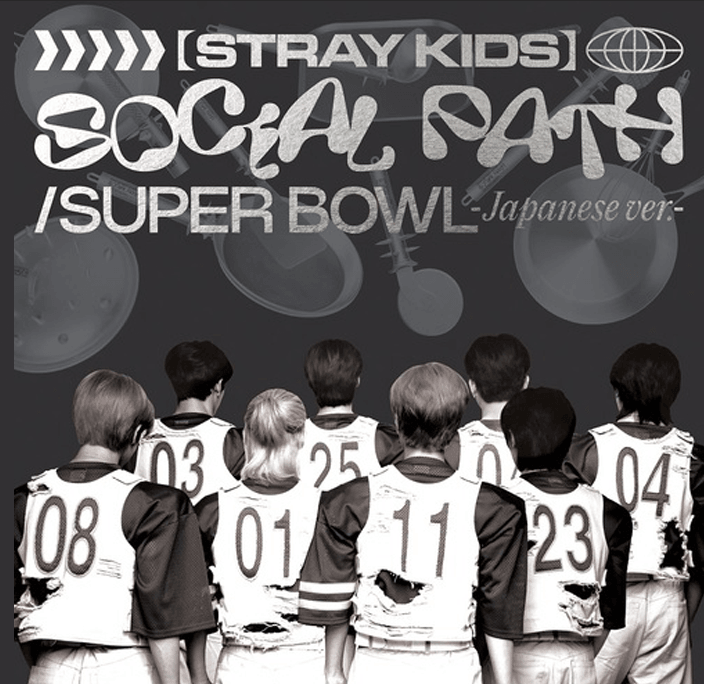 STRAY KIDS - JAPAN 1ST EP ALBUM - SOCIAL PATH / SUPER BOWL - J-Store Online